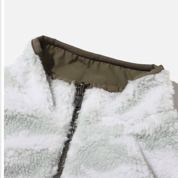 NEW!! Nike Reversible Club Plus Winter Jacket - Small - Picture 5 of 14